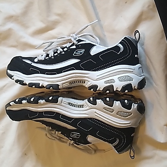Women's Skechers D'Lites black and white shoes size 6.5 Excellent shape!!! EUC😍 - Picture 5 of 8